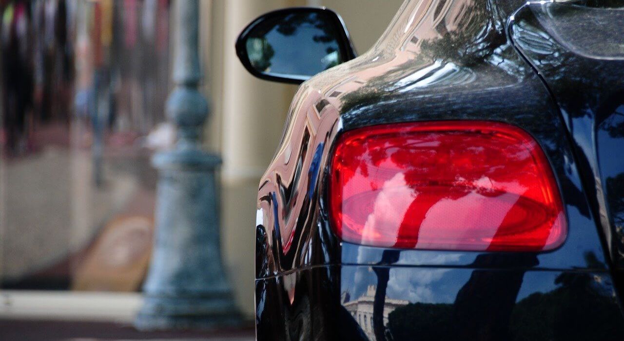 コーティングの耐用年数 販売店や施工店が言うことは本当なのか プロの見解 シャイニングカーズ